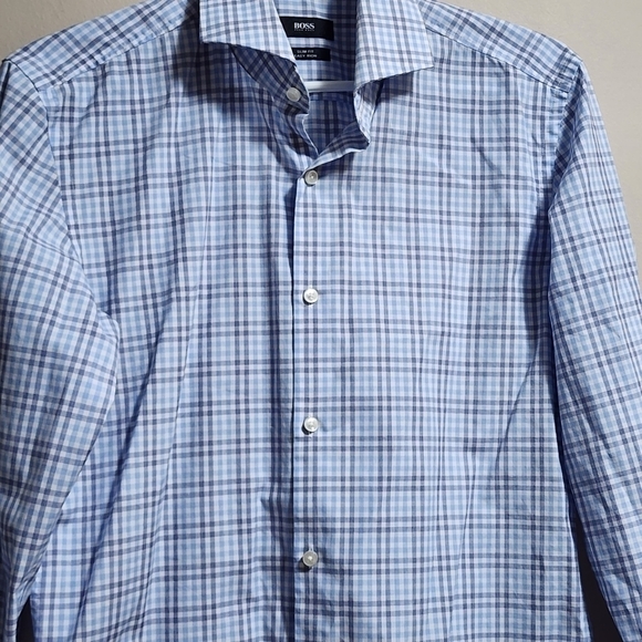 Hugo Boss button-down plaid slim fit shirt color light blue size 38/15 - Picture 3 of 5
